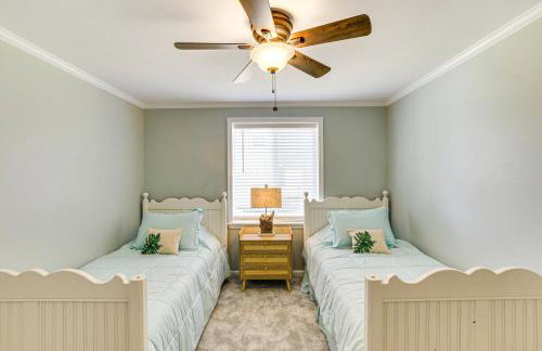 Lake Moultrie Access Moncks Corner Home with Dock - Foto 15