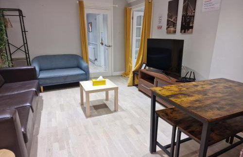 NightRest Homes Smart TV In Each Room - Parking - Hemel Hempstead - Foto 3