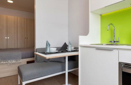 For Students Only Middle Street in Portsmouth - Foto 6