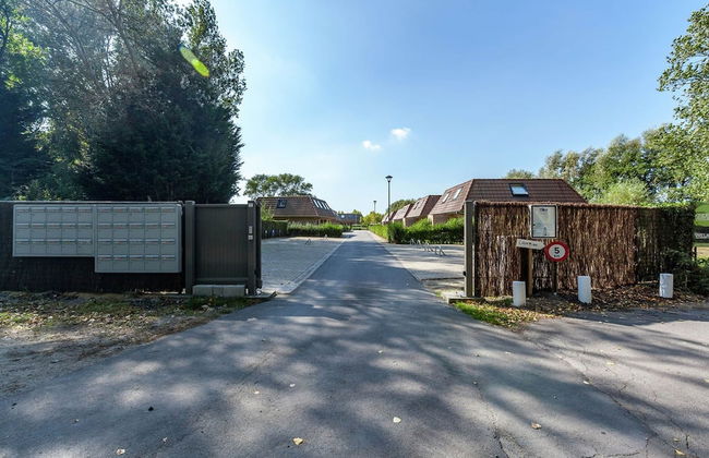 Relaxing Holiday Home in Adinkerke With Fenced Garden - Foto 76