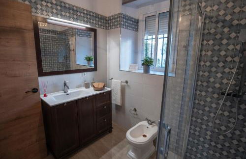 Casa Señorial La Iglesia en Gerena Sevilla Parking y Piscina - Foto 14