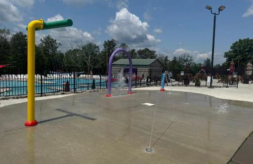 The Flying Dutchman Cottage in amenities filled Masthope community Ski Big Bear - Foto 16