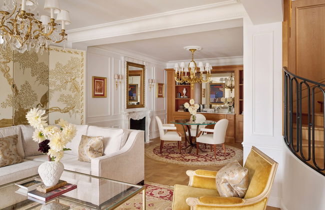 Four Seasons Hotel George V - Photo 57