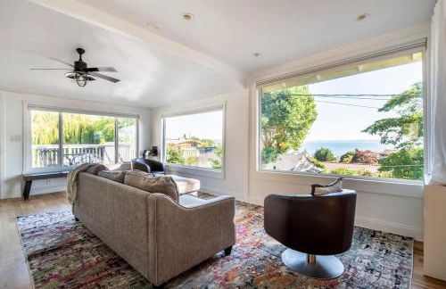 Orca Haven - 2BR with Scenic Views in Richmond Beach - Foto 2