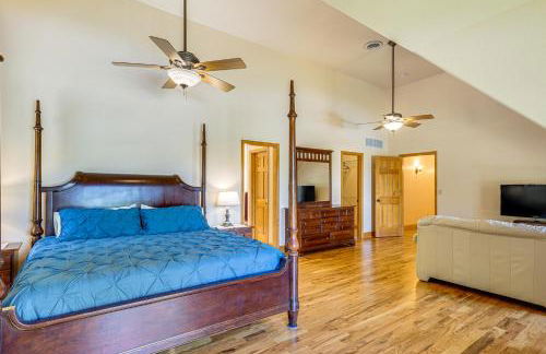 Game Room, Deck and Yard Lake of the Ozarks Retreat - Foto 14