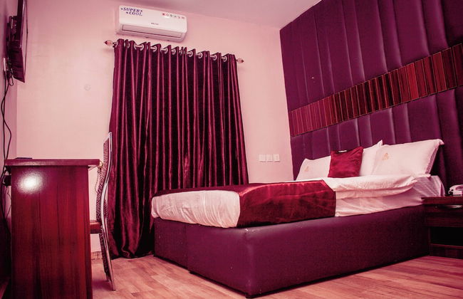 HOTEL D RITZ - Foto 17