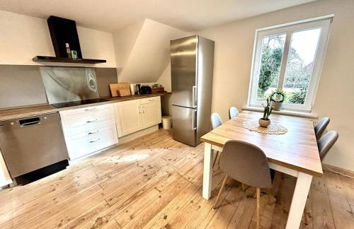 Wunderschöne moderne Wohnung mit Balkon - Foto 3