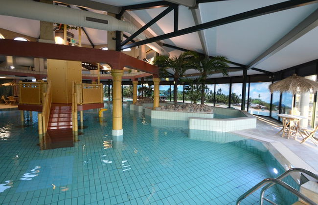 Nature-set Villa With Microwave Oven - Foto 7