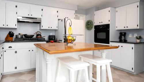 King Bed - 5 Min to MOA - 75 & 65' HDTV - Ping Pong - Foto 4, stove, pet friendly, minibar