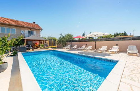 4 Bedroom Gorgeous Home In Lisicic - Foto 9