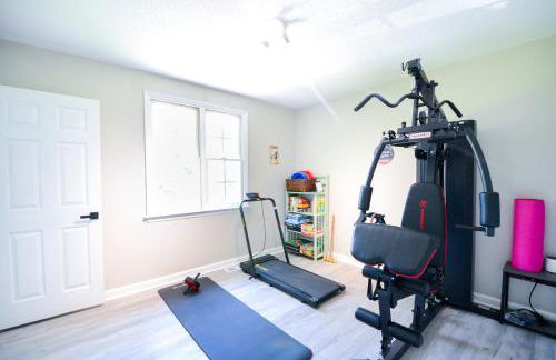 Private 1 Acre Retreat, Spa, Firepit, Gym, Chickens, King Suite, Pets - Foto 48