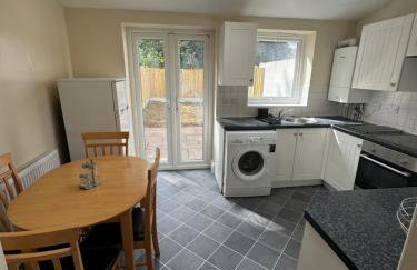 Shine Lodge - Photo 4