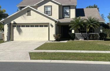 Family Vacation Home in Quiet Community with Private Pool and Spa - Foto 23