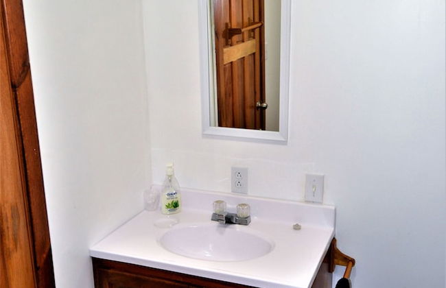 Licensed 2 Bedroom Cabin Close to San Ignacio, Local Dining, and Adventure Tours - Foto 4