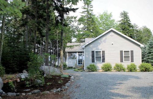 Romantic Waterfront Cottage with Private Beach & Fireplace Near Hancock, Maine - Photo 32