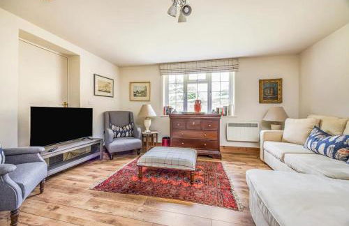 Charming Annexe Lodge with Parking - Pass The Keys - Foto 3