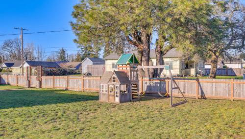 Family-Friendly Cottage with Playground in Centralia - Foto 2