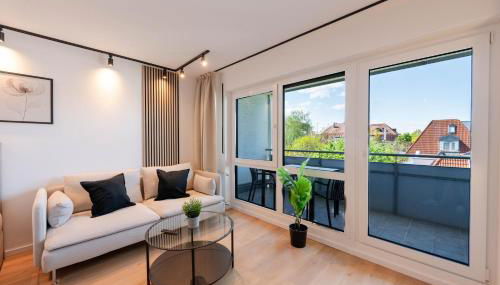 Malu Rooms - im Zentrum, Kostenloser Parkplatz, Klima, Balkon, Netflix, 24h Checkin - Foto 4