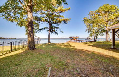 Family Retreat on Cedar Creek Lake! Dock and Views - Foto 31