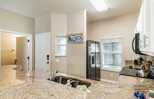 Casa 3Q Bella Vida c Piscina Próx Disney e Walmart - Foto 11