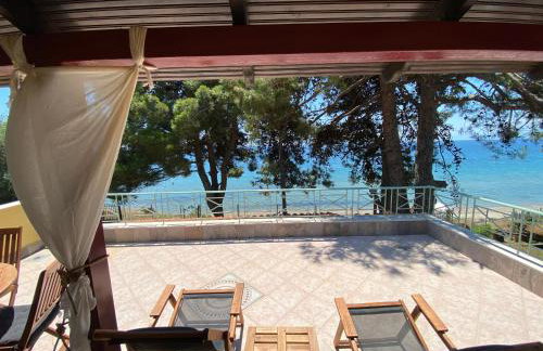 Sea front Villa Myrat - Foto 17