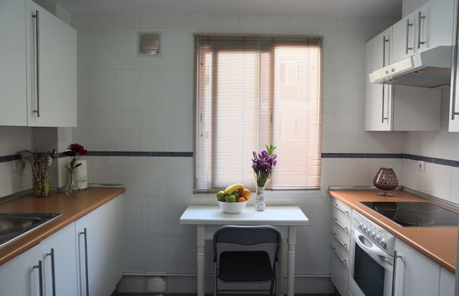 Homely Málaga Vialia con Parking - Photo 5