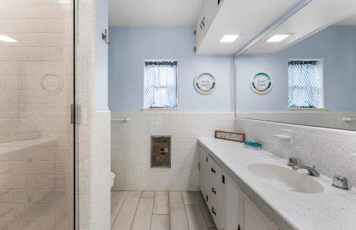 Waterfront Pool Hot Tub Private Pier Guest Bungalow - Foto 30