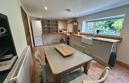 Herberts Cottage - Photo 16