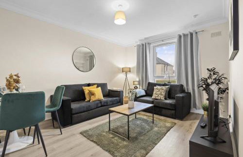 Welcoming Home in Johnstone, Near Glasgow Airport - Bonnie Lodgings - Foto 24