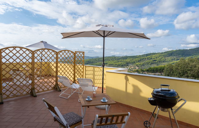 1 bedroom Apartment in San Bartolomeo al Mare with terrace - Photo 3