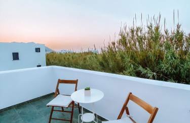 Luxury 3BR Sunrise Villa , Seaside Gyrismata - Photo 25
