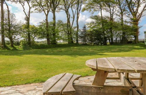 The Cottage - Photo 13