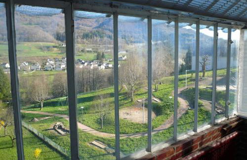 maison cosy proche de la station de ski du lioran 4 personnes - Photo 12