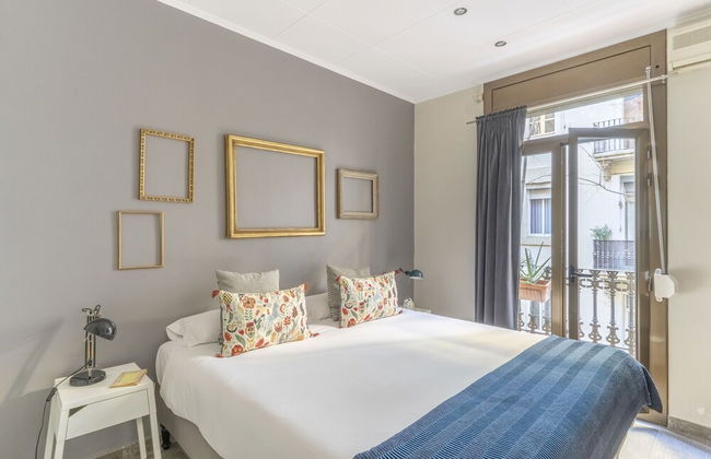 Lovely and Central 4 BR Apartment - Photo 18