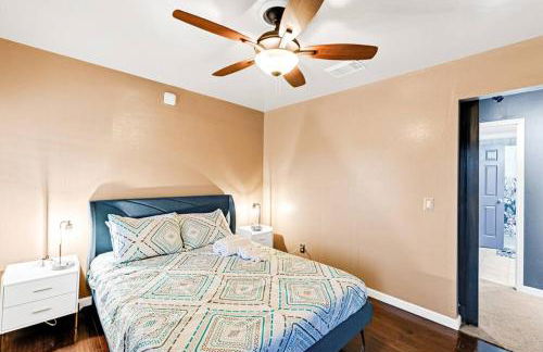 5 BR w/ Pool, close to Six flags, cowboy stadium, Globe Life field - Foto 6