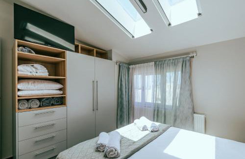 ARTica condo - Photo 19