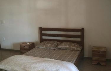 Aconchegante pé na lagoa - Foto 13