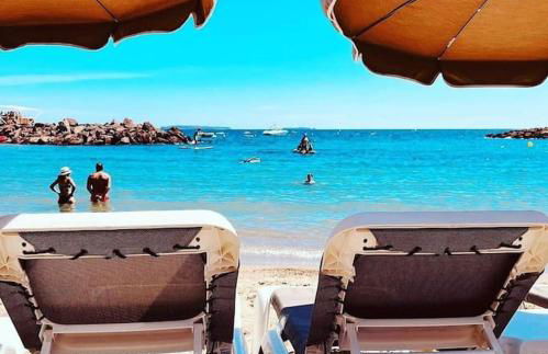 Mandelieu vacances RDC jardin, piscine, parking 2 chambres - Foto 11