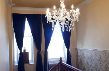 Hallgreen castle - Photo 10