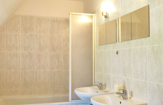 Stupna Holiday Home With Garden - Photo 13