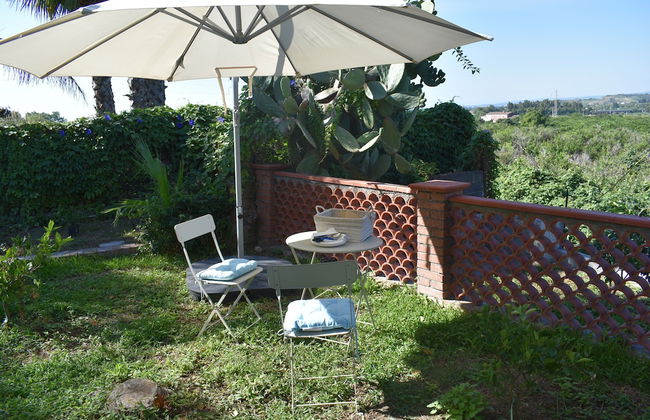 Suite Margherita With Private Garden and Shared Pool - Photo 27