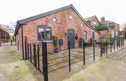 Grimsditch Dairy - Photo 3