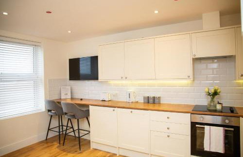 Seaview Apartments - 28-29 Marine Parade, Harwich - Perfect for business & long term stays - Foto 79