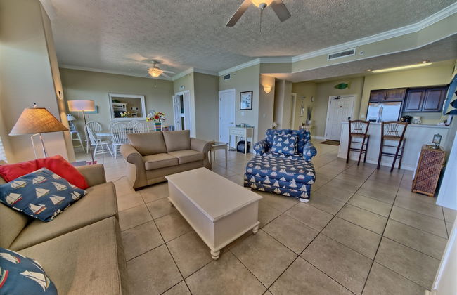 Wondrous Condo with Beach Access and Poolside Beach - Unit 2103 by RedAwning - Foto 14