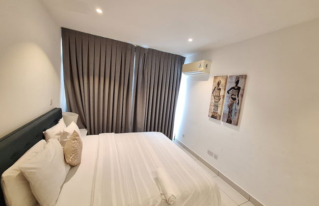 Embassy Gardens Apartment - Photo 26