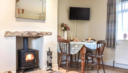 High Dale Cottage - Photo 2