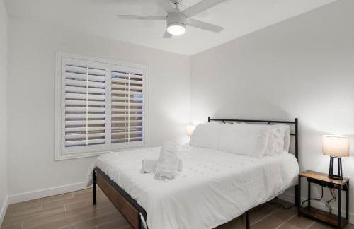 Large Pool With Diving Board, Remodeled 3bdrm, Near State Farm STDM and More! - Foto 16