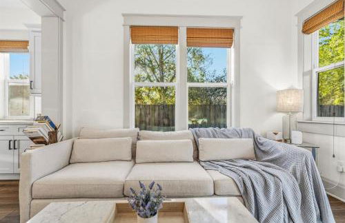 Design-Forward New Build 3BR2BA Seminole Heights - Foto 17