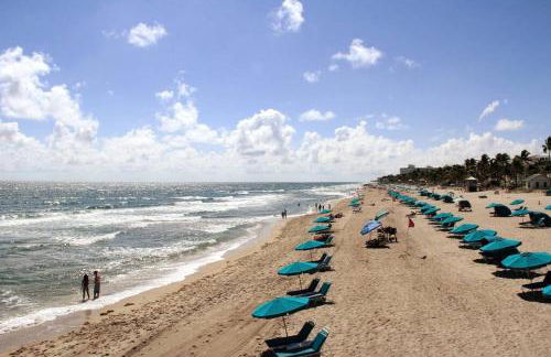 Deerfield Beach heated pool house - Photo 72