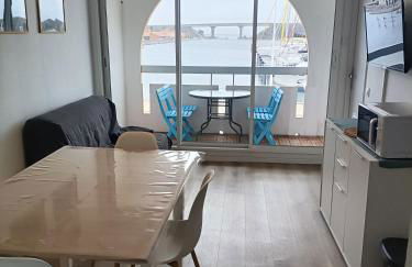 T2 cabine avec très belle vue sur le port de plaisance - Foto 8